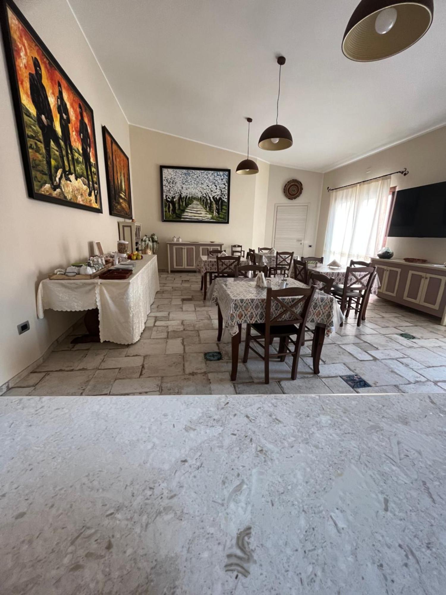 Il Mandorlo Bed & Breakfast *