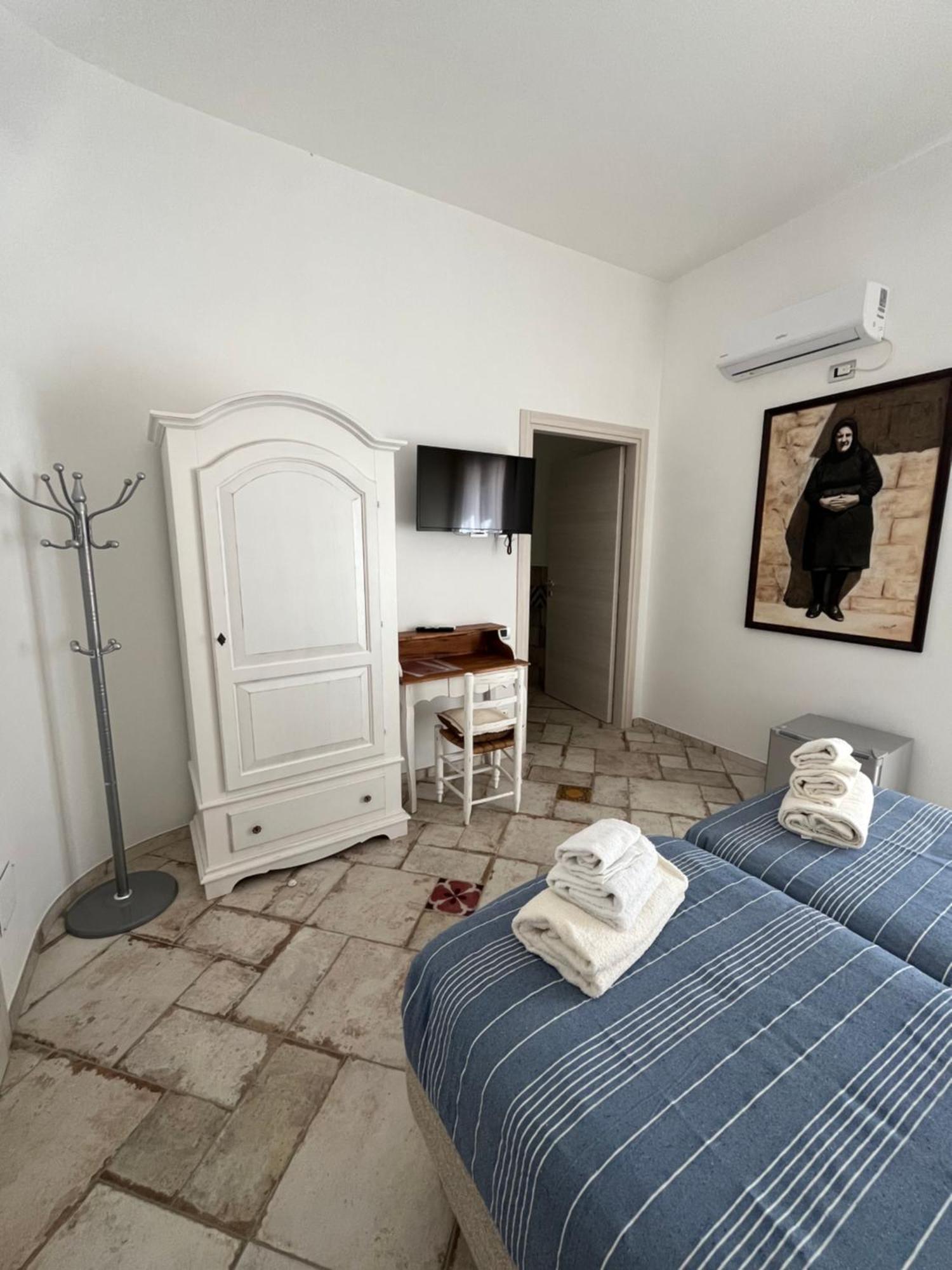 Il Mandorlo Bed & Breakfast San Vito (Sardinia)